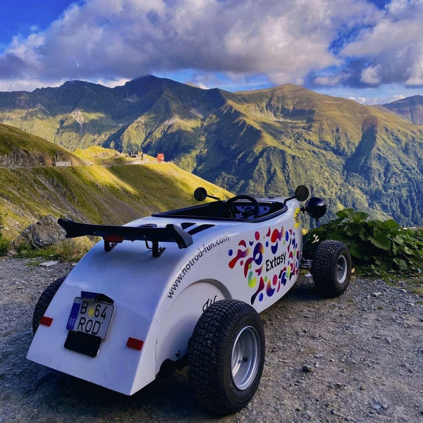 Tur ghidat pe Transfagarasan in masinutele Hot Rod
